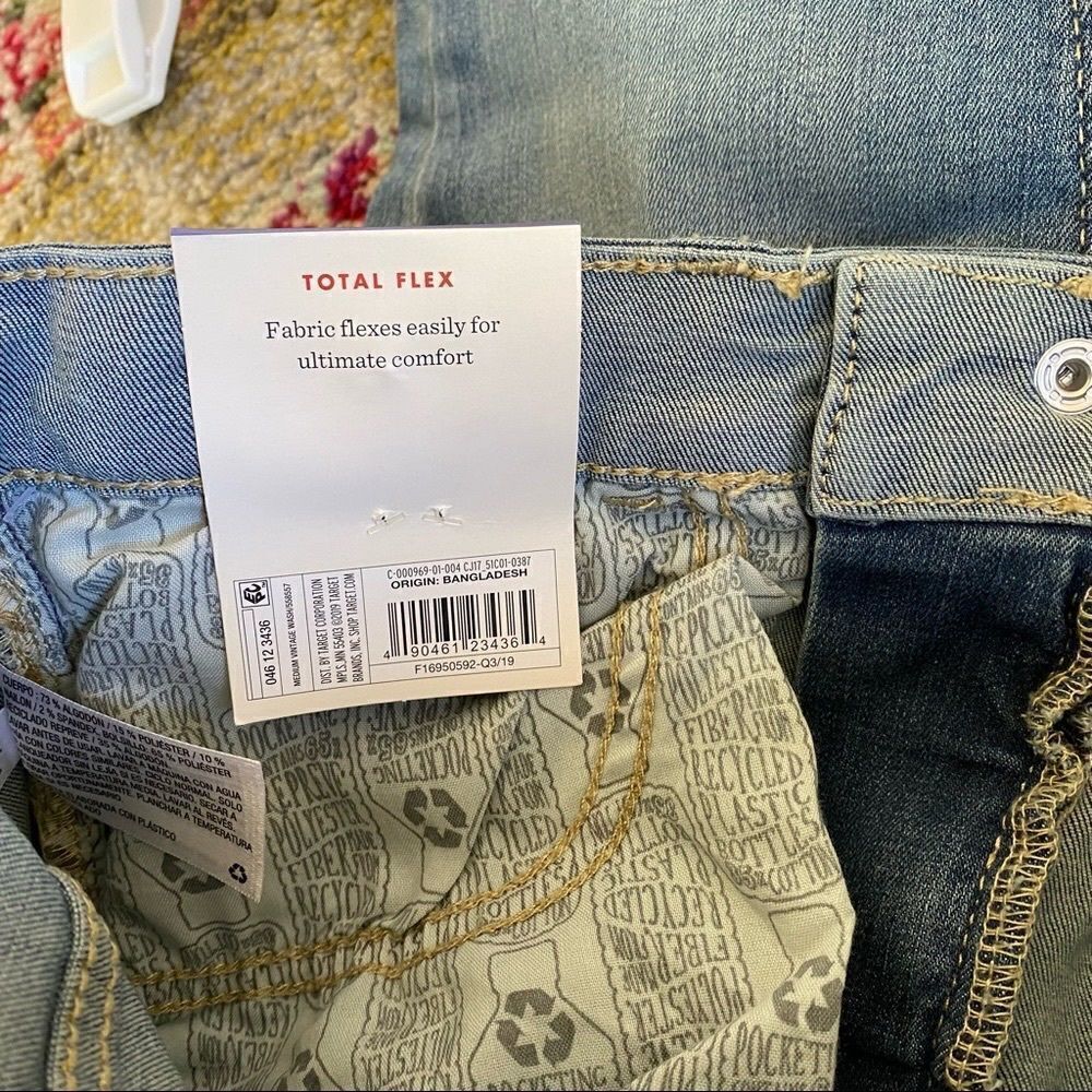 Cat & Jack Skinny Stretch Jeans - Picture 9 of 10